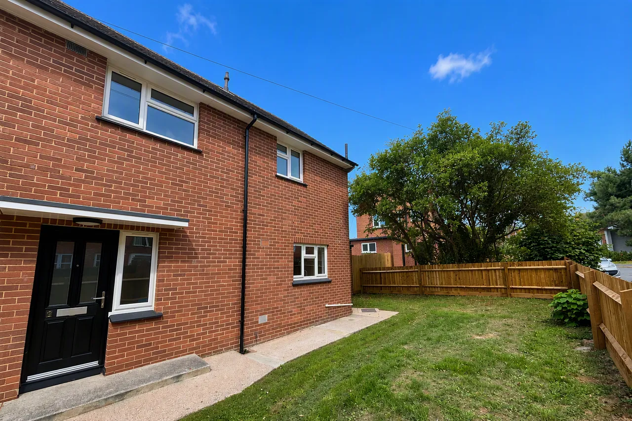 3 bed property to rent, Butts Court, Heavitree, EX2