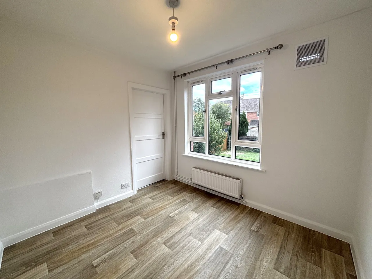 Butts Court, Heavitree, EX2, photo 5