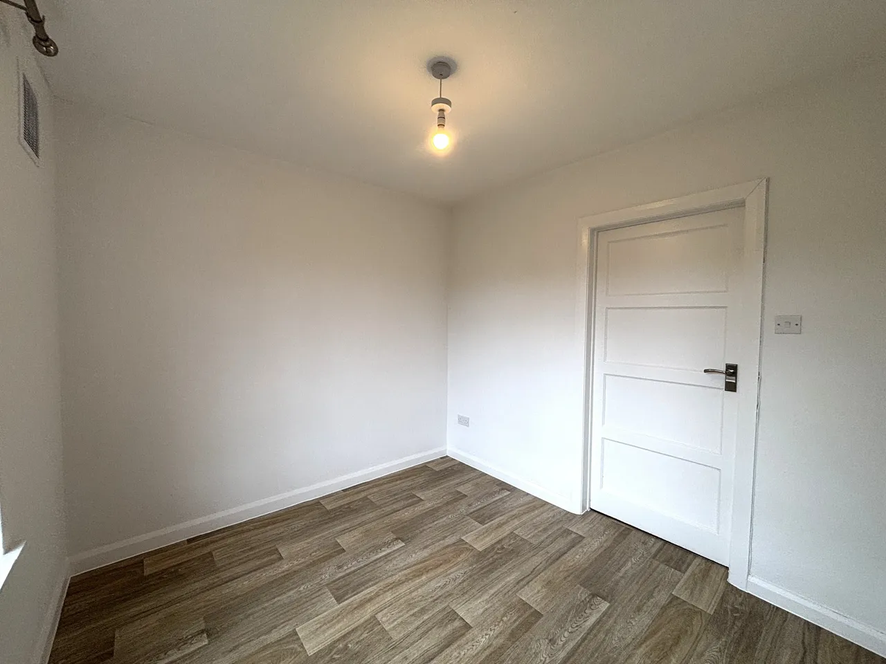 Butts Court, Heavitree, EX2, photo 6