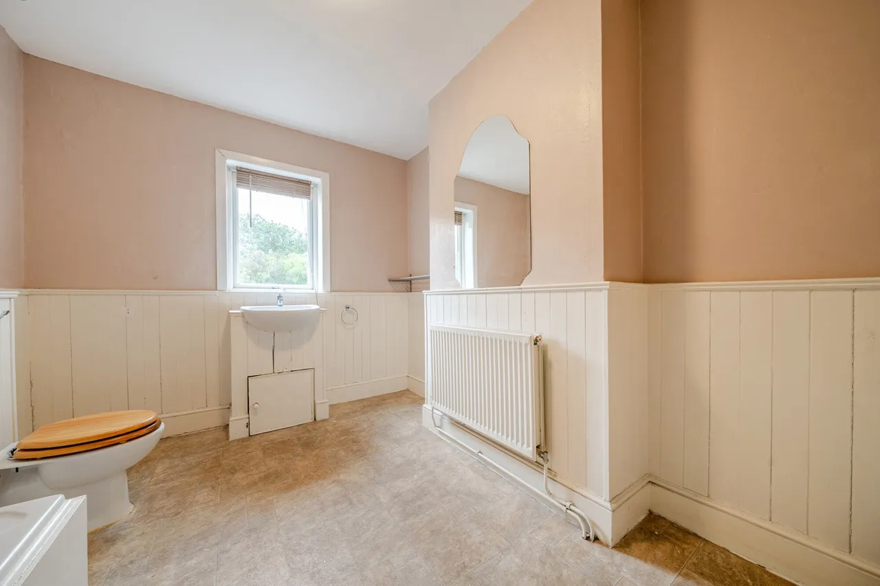 Thanet Road, DA8, photo 15