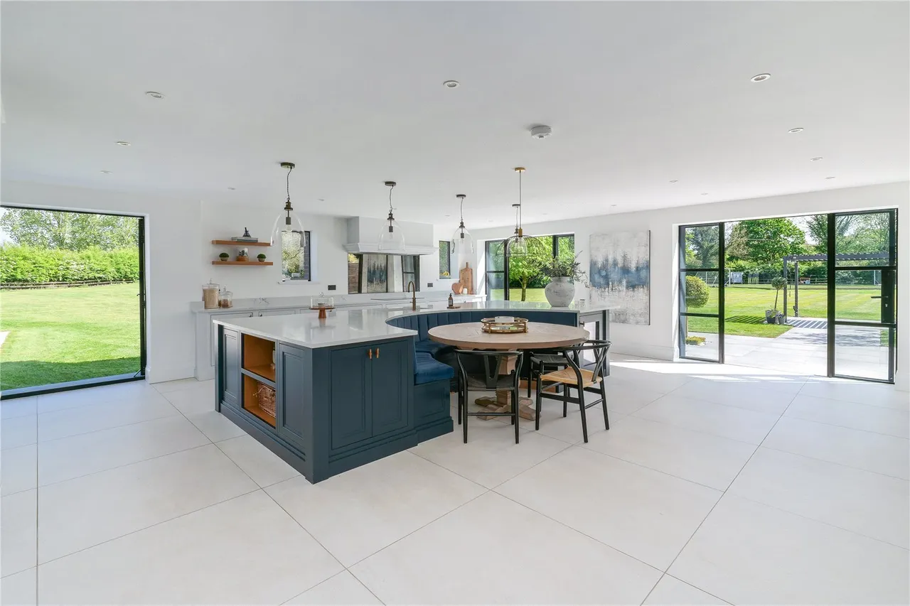 Bollington Lane, Nether Alderley, SK10, photo 2
