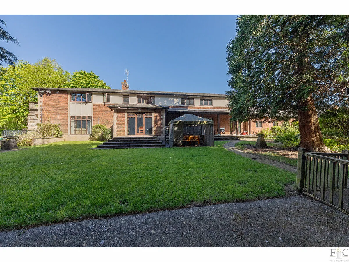 Knighton Grange Road, Leicester, LE2, photo 41