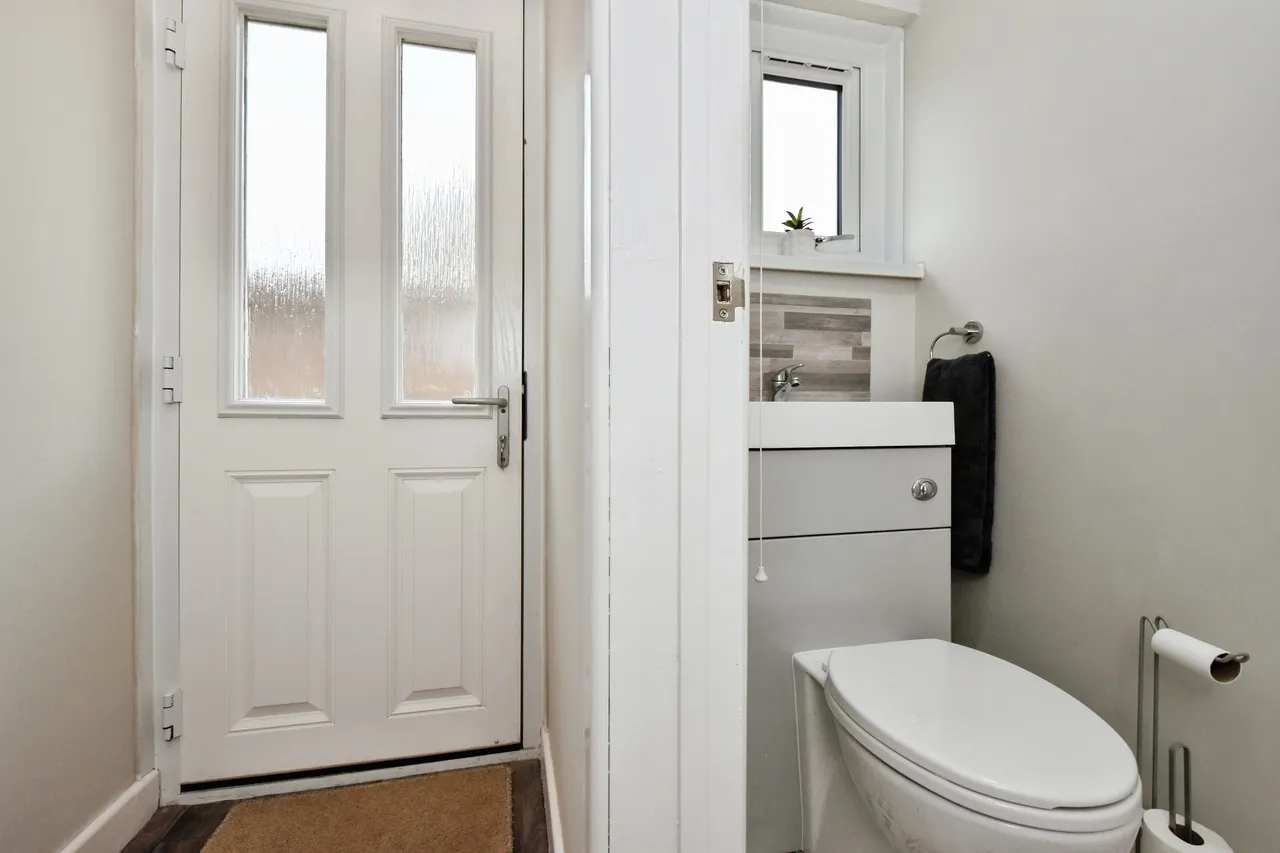 Brynbrain Estate, Cefnbrynbrain, photo 7