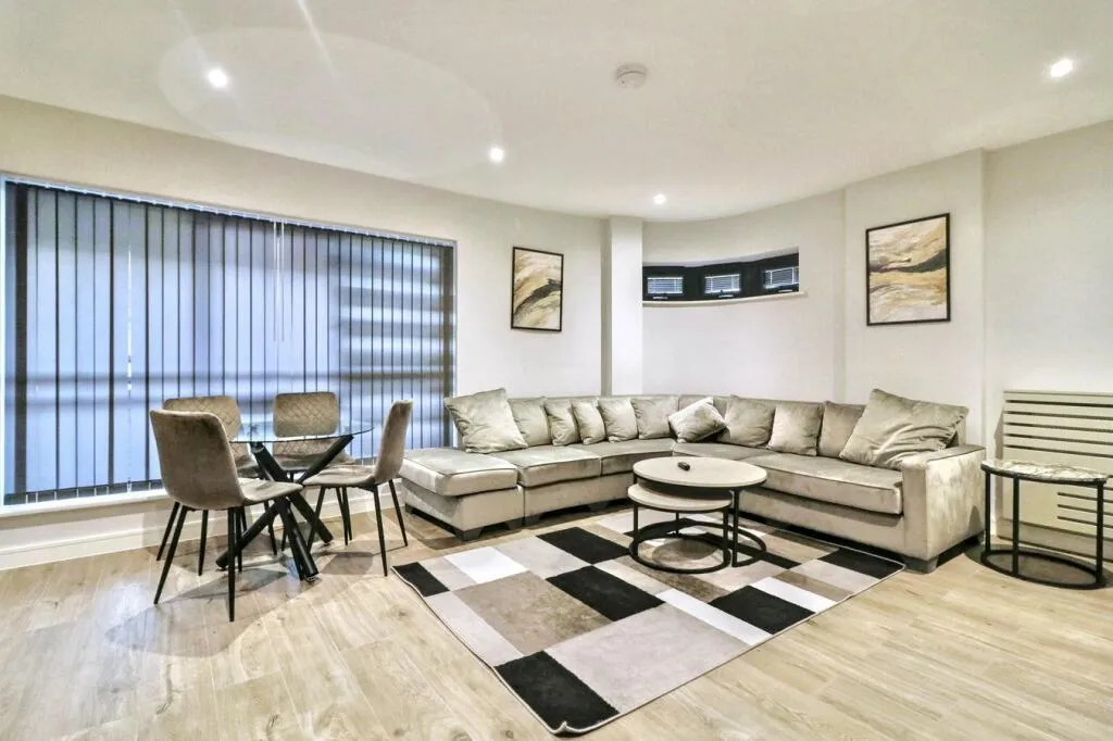 The Hyde, Colindale, NW9, photo 2