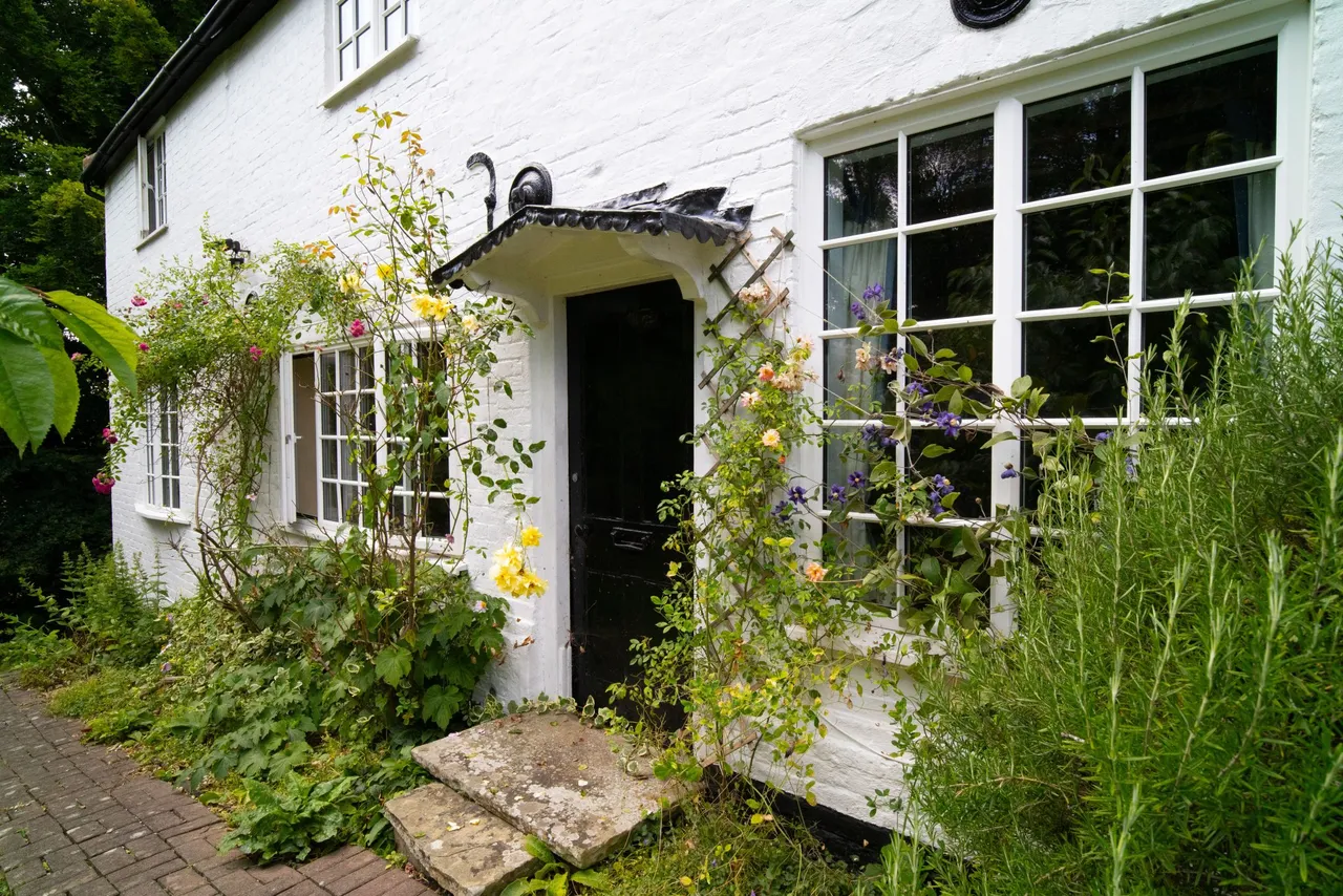 Poor Ridge Cottage The Ridges, Finchampstead, Wokingham, RG40 3SL, photo 10