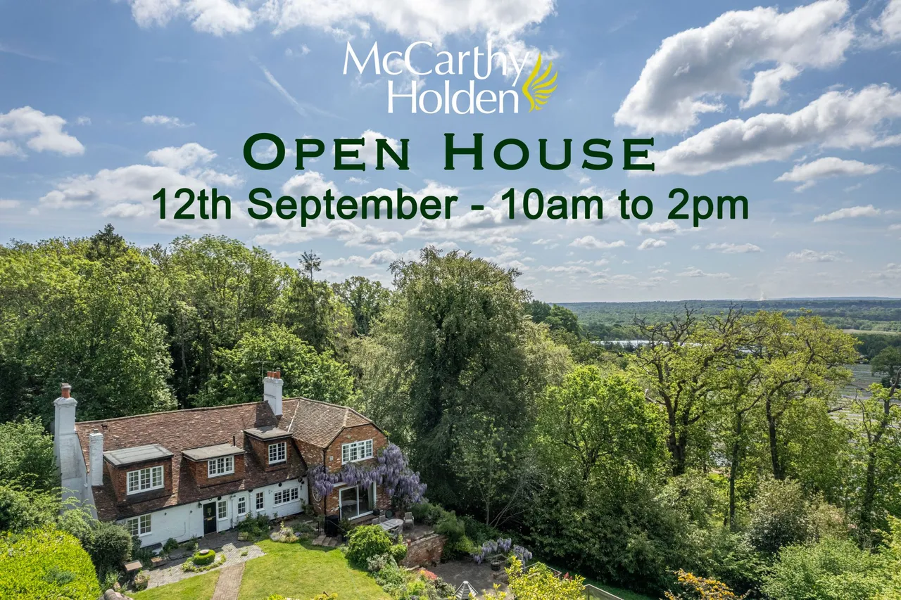 5 bed house for sale — Poor Ridge Cottage The Ridges, Finchampstead, Wokingham, RG40 3SL