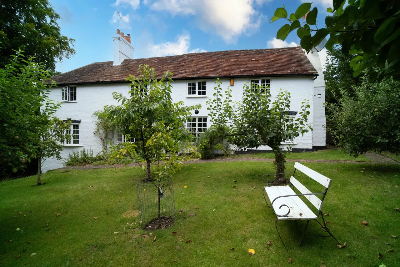 Poor Ridge Cottage The Ridges, Finchampstead, Wokingham, RG40 3SL, photo 8