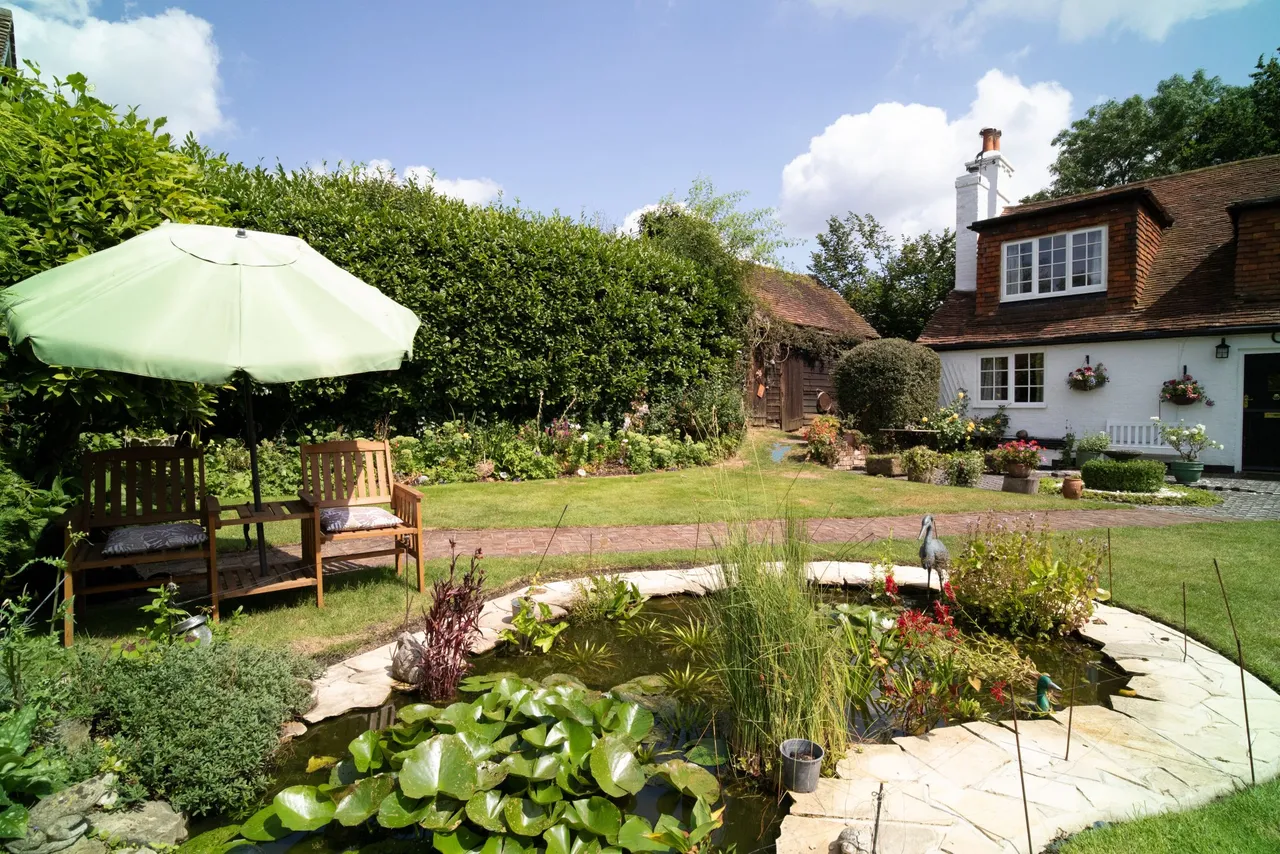 Poor Ridge Cottage The Ridges, Finchampstead, Wokingham, RG40 3SL, photo 11