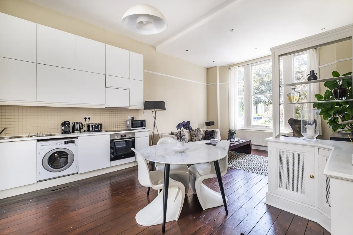 Macaulay Road, SW4, photo 2