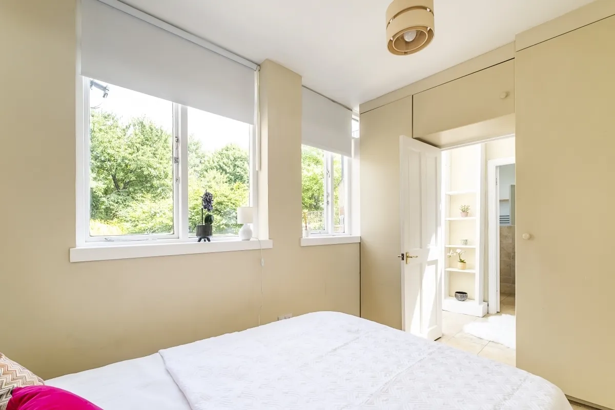 Macaulay Road, SW4, photo 6