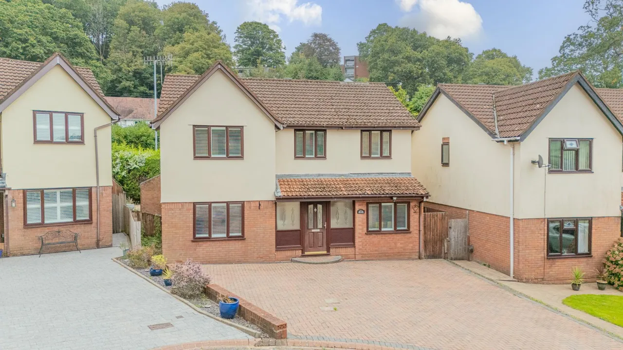 4 bed house for sale, Ffos-y-fran, Bassaleg, NP10