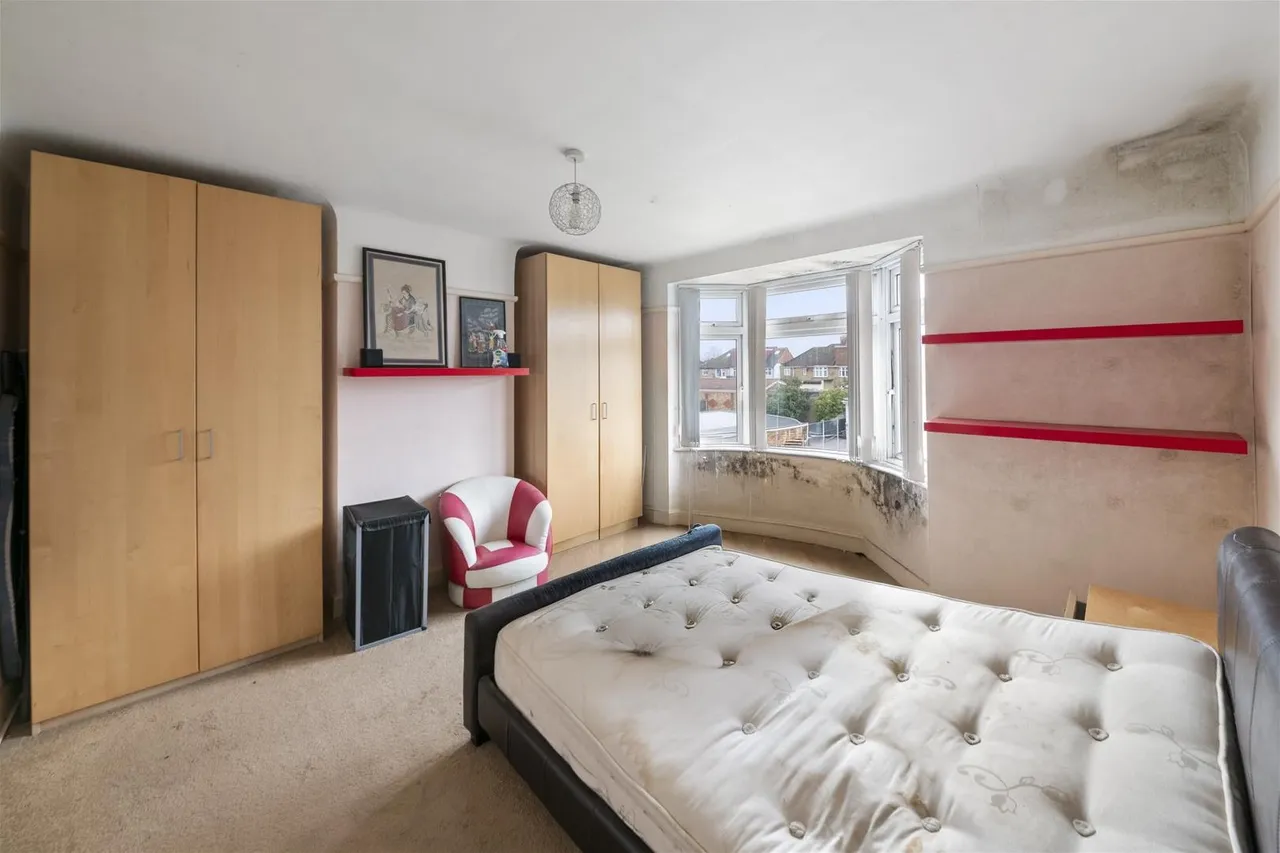 Shelley Crescent, Hounslow, photo 8