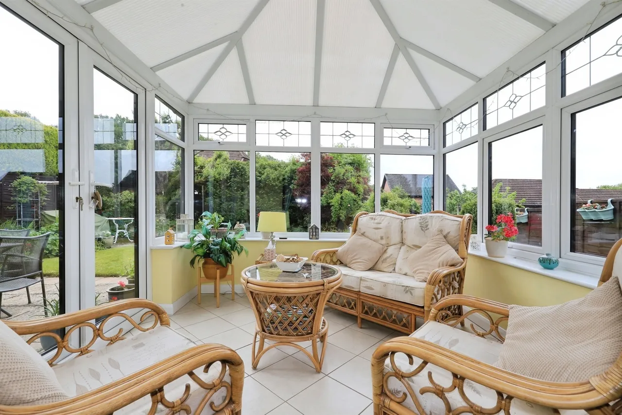 Ewloe Close, Kidderminster, photo 4