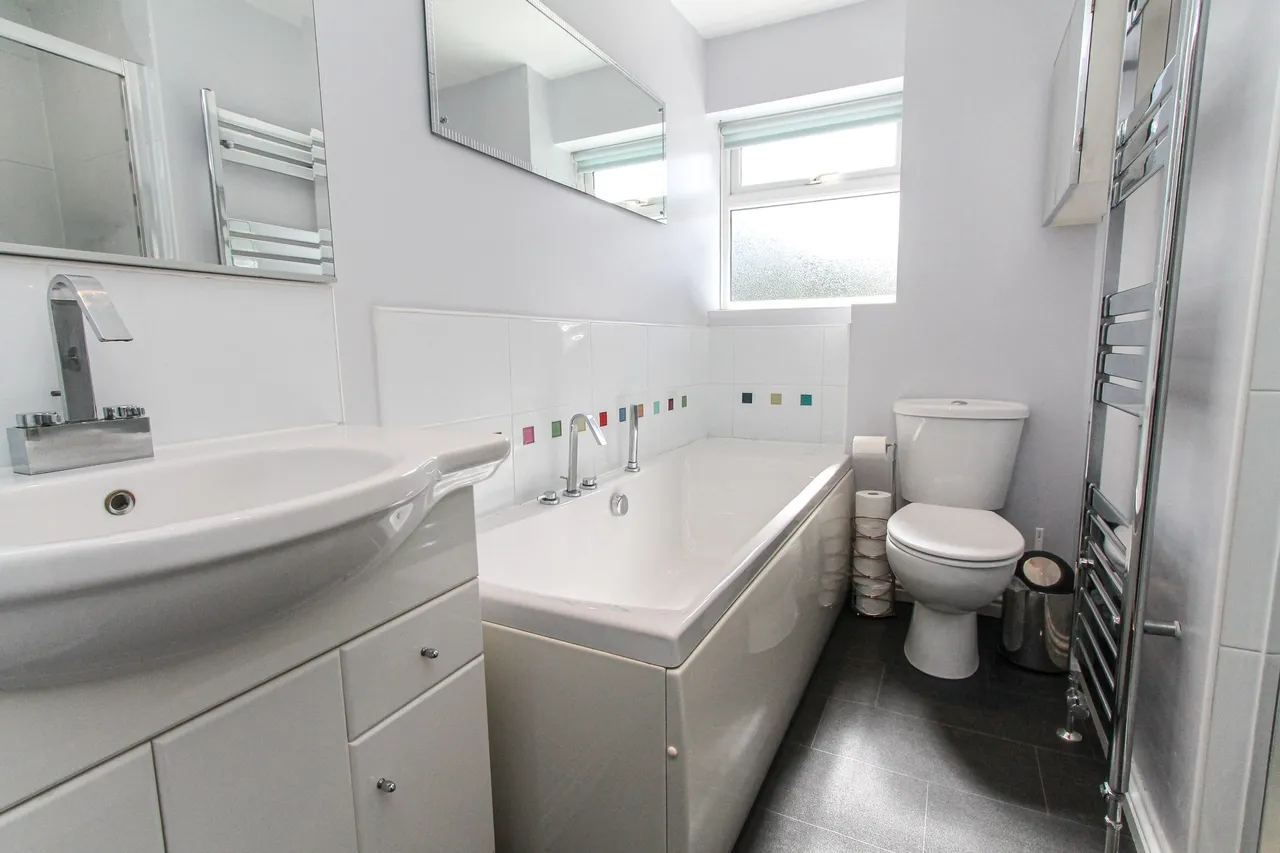 Fir Tree Way, Fleet, GU52 7NB, photo 14