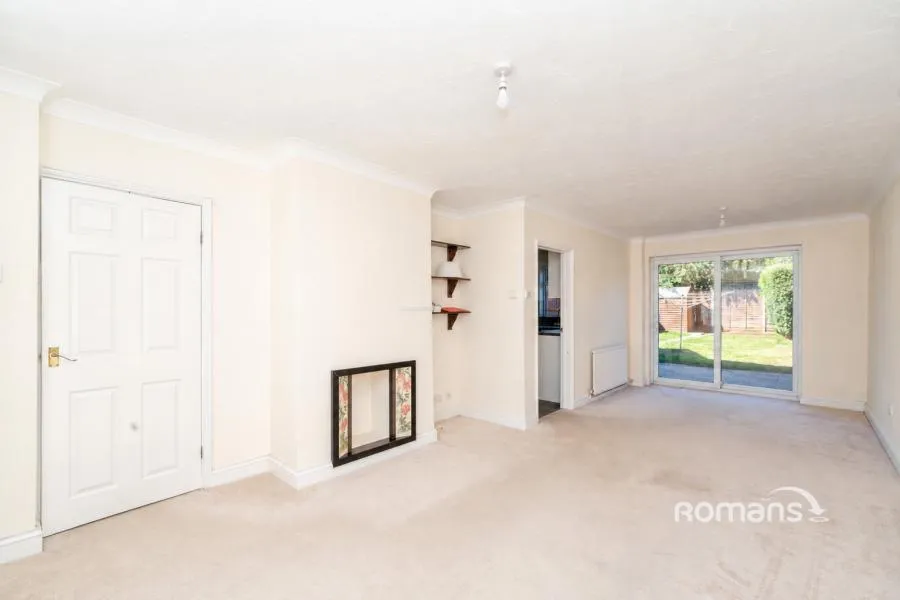 Savay Close, Denham, UB9, photo 4