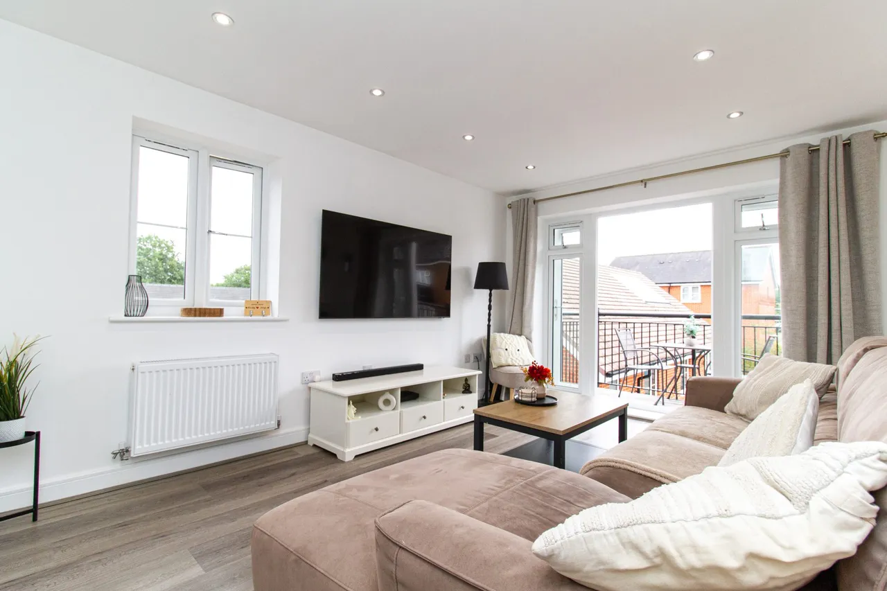 Sayers House Newton Drive, Church Crookham, Fleet, GU52 8BL, photo 5