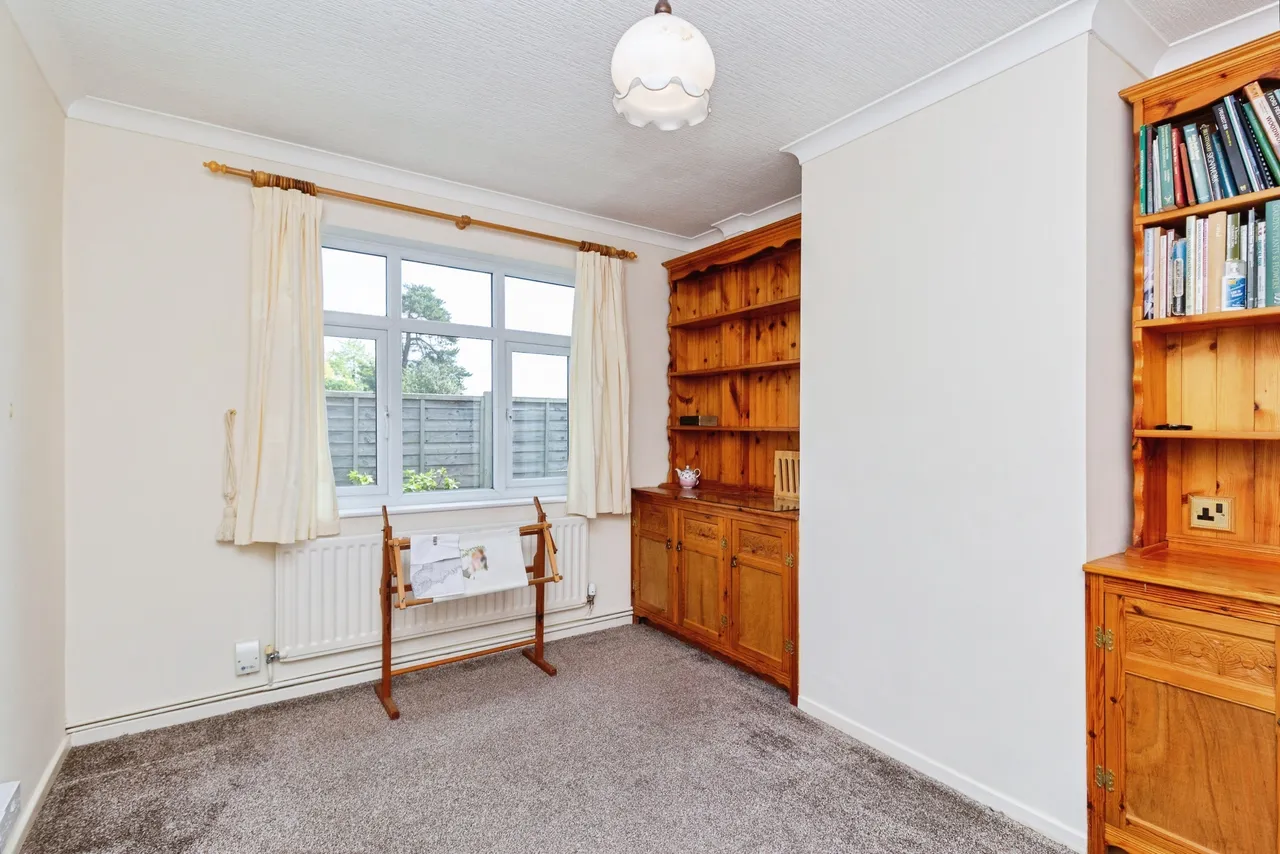 North Road, Telford, TF1, photo 14