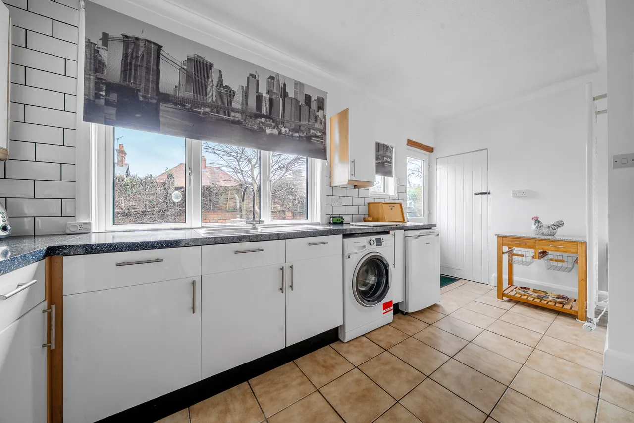 Carron Lane, Midhurst, GU29, photo 6