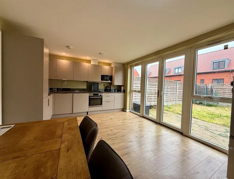 Pennington Gardens, Cheadle, photo 4