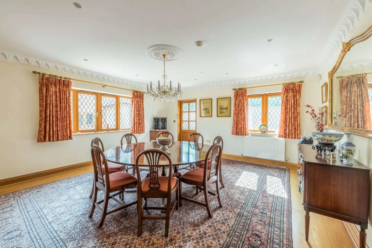 Station Road, Woldingham, Caterham, Surrey, CR3 7DE, photo 12