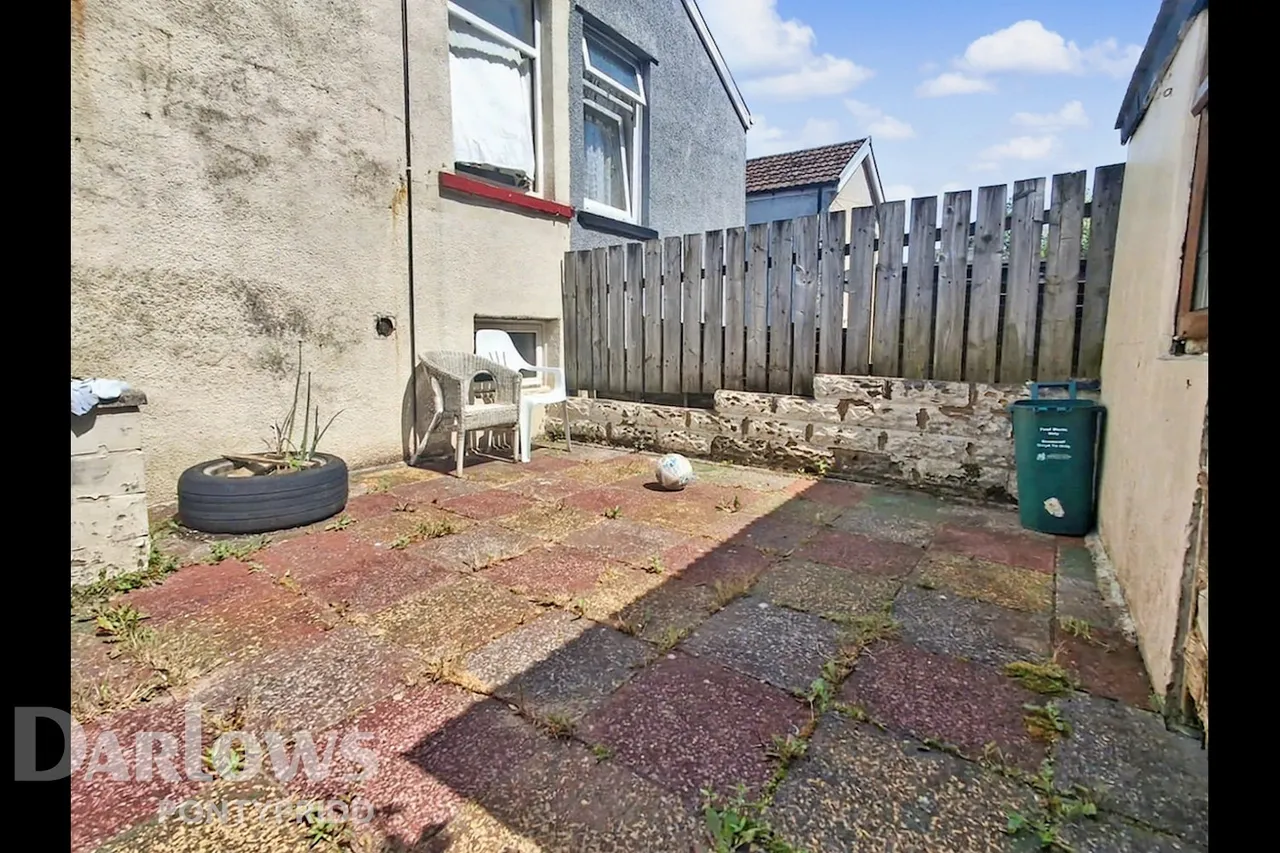 Harcourt Terrace, Mountain Ash, photo 12
