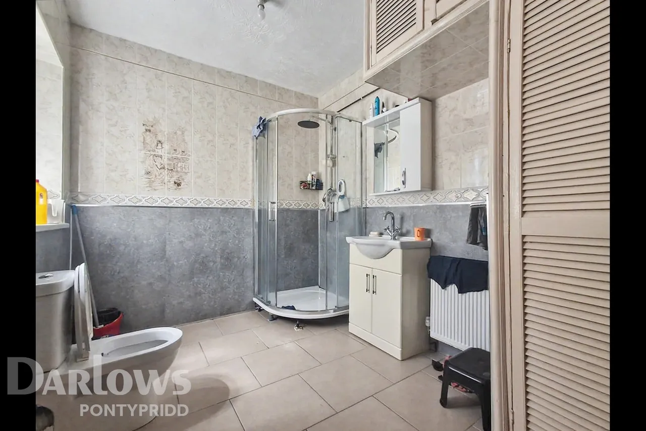 Harcourt Terrace, Mountain Ash, photo 11