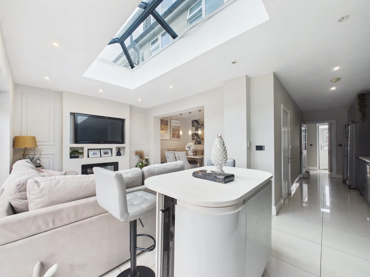 Feltham, Middlesex, photo 9