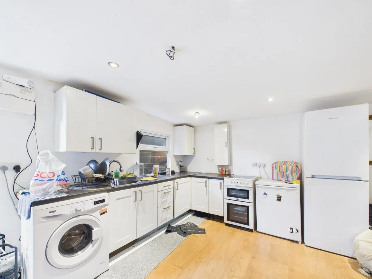Feltham, Middlesex, photo 13