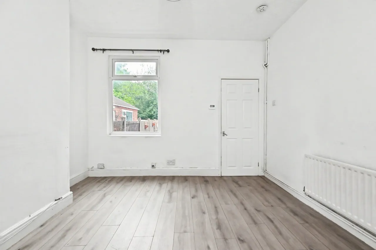Pinnox Street, Tunstall, photo 5