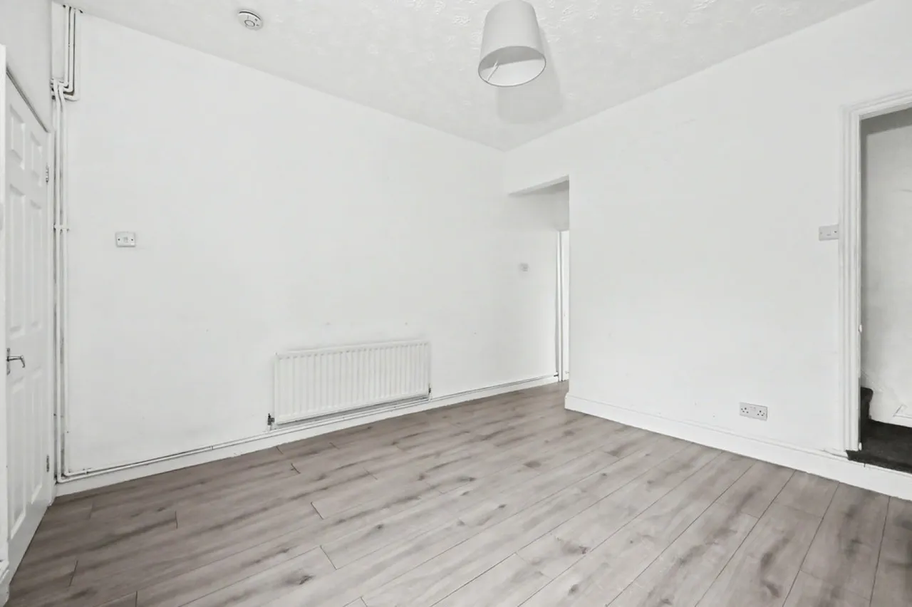 Pinnox Street, Tunstall, photo 4