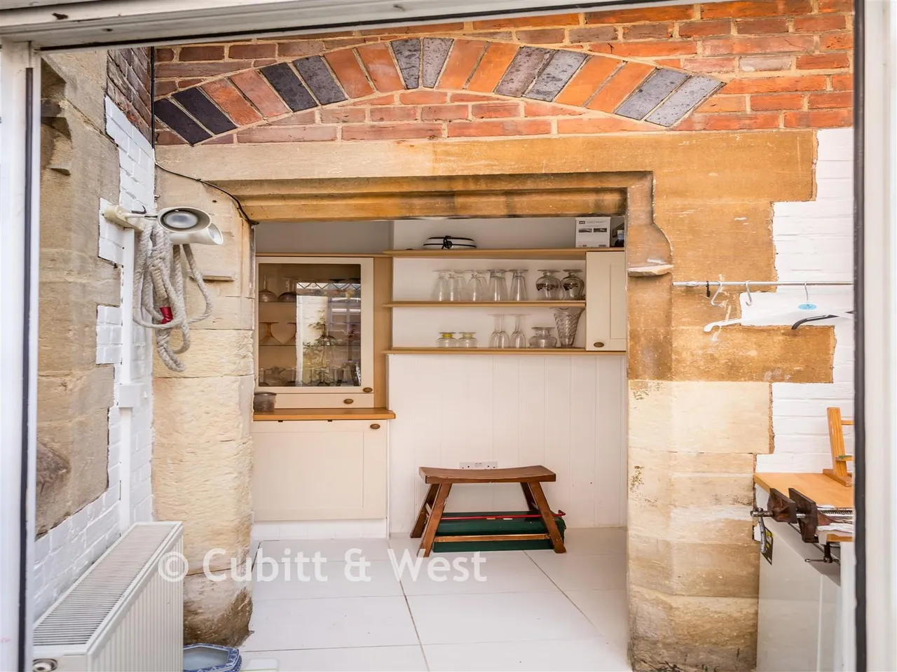 High Street, Arundel, BN18, photo 12