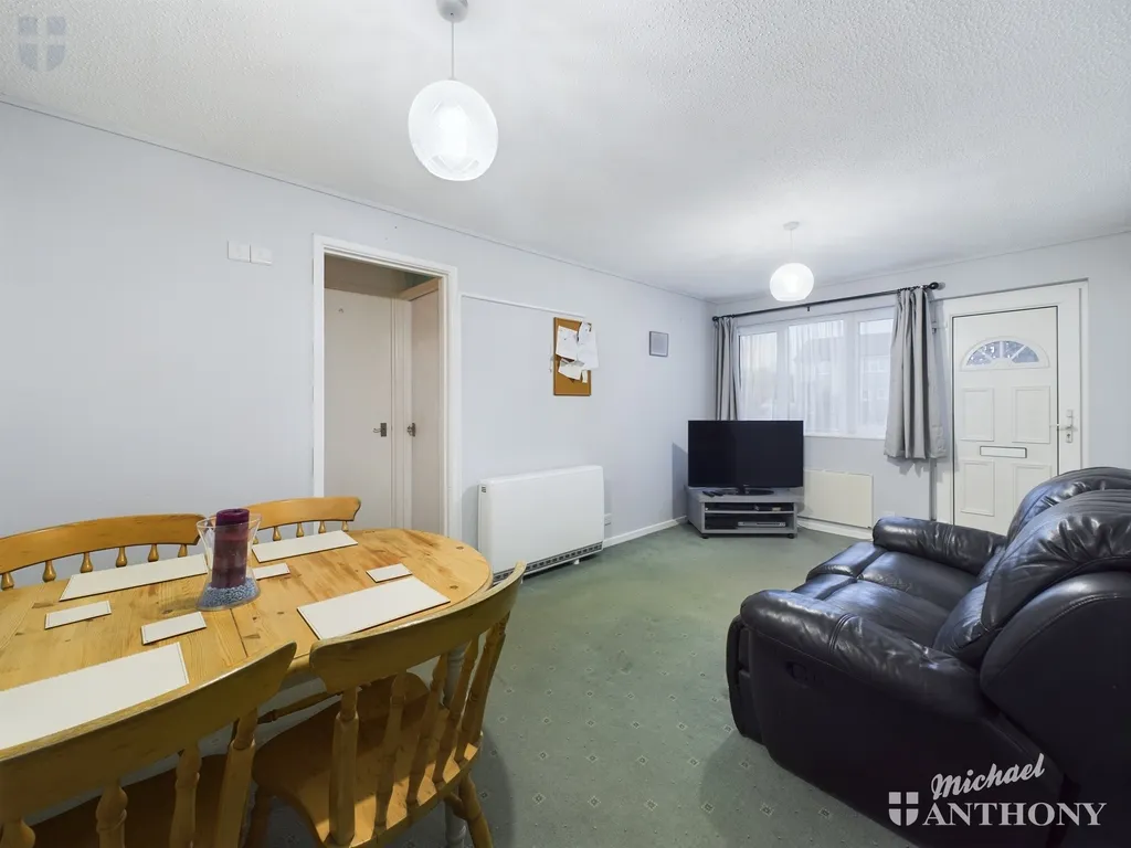 Enborne Close, Aylesbury, HP21 9ND, photo 7