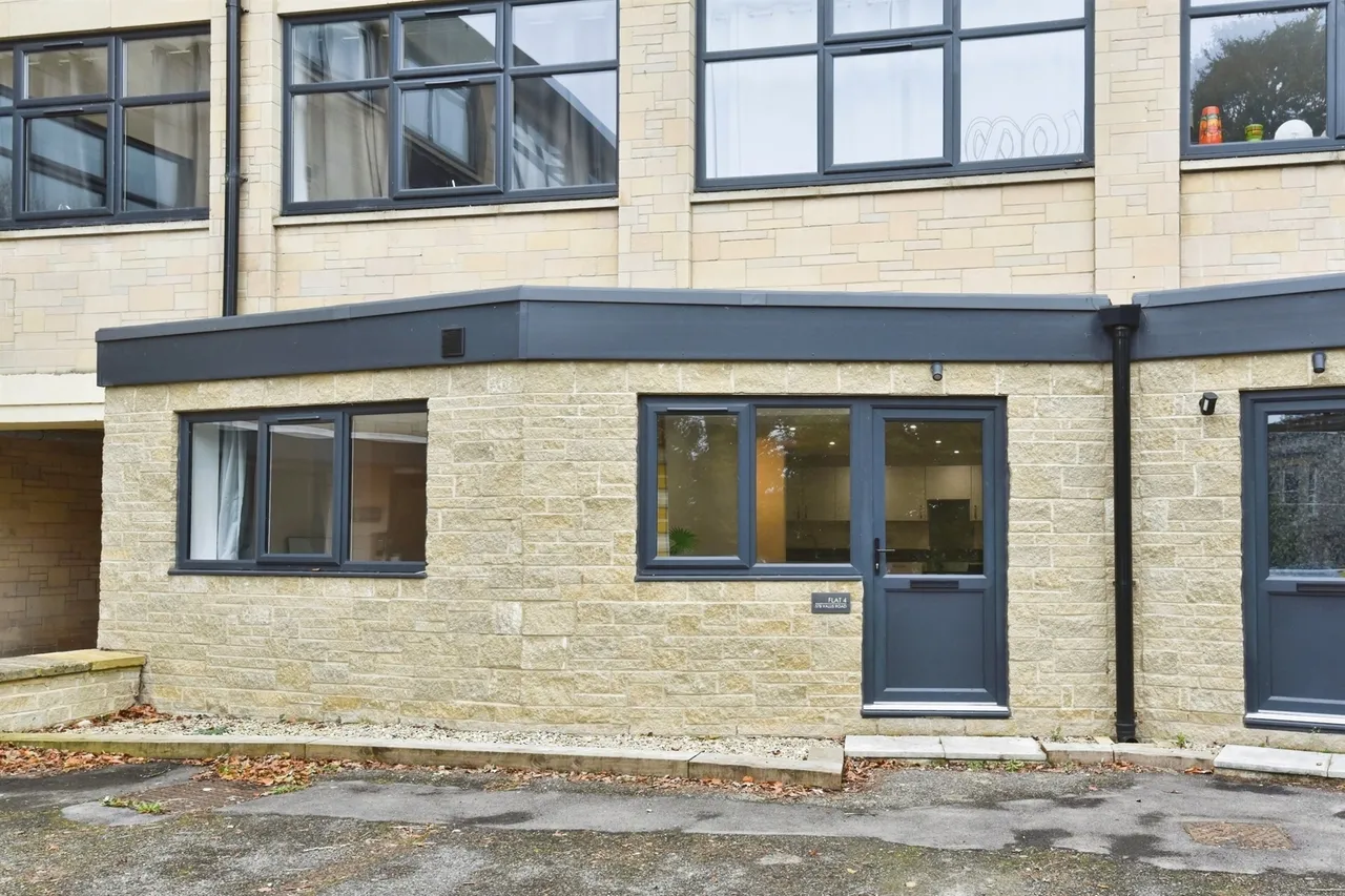 Vallis Road, Frome, photo 6