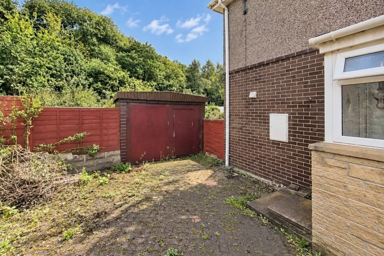 Wyke Old Lane, Brighouse, HD6, photo 12