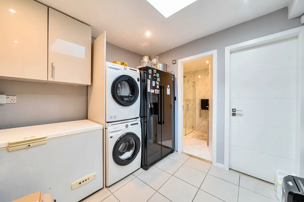 Park Drive, North Harrow, HA2, photo 16