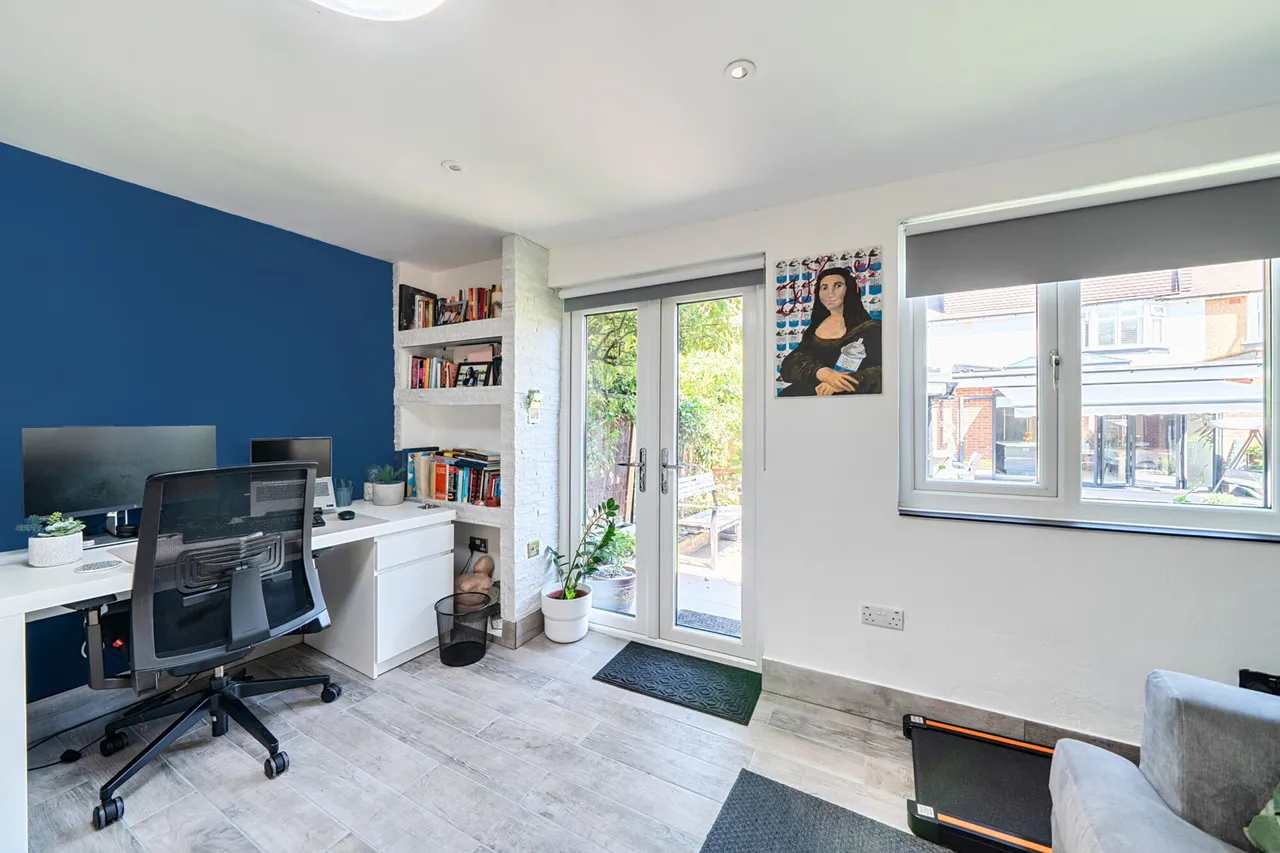 Park Drive, North Harrow, HA2, photo 19