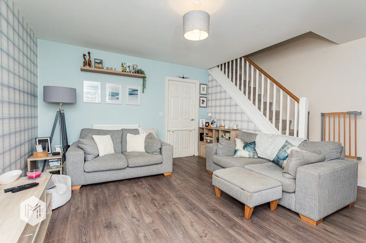 Napier Drive, Horwich, Bolton, BL6 6GF, photo 2