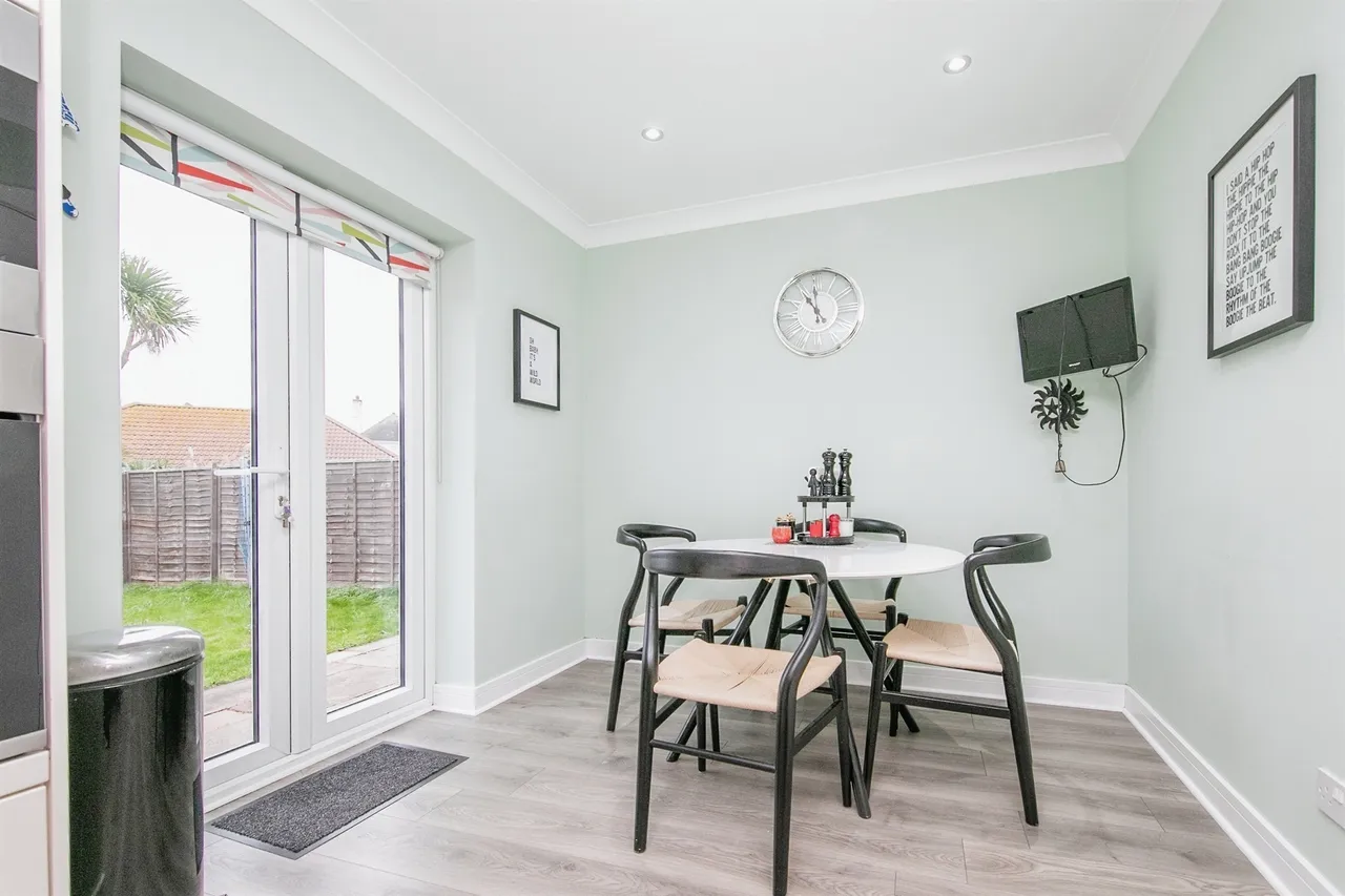 Victoria Road, Clacton-On-Sea, photo 5