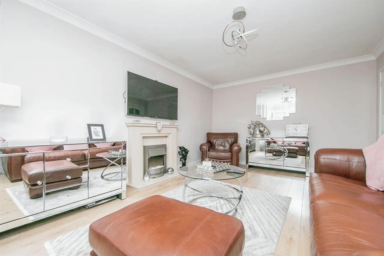 Victoria Road, Clacton-On-Sea, photo 3