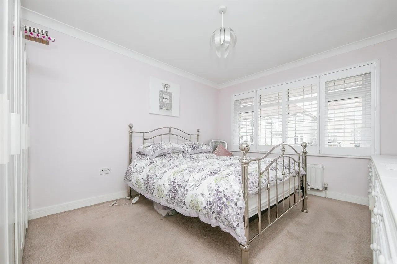 Victoria Road, Clacton-On-Sea, photo 8