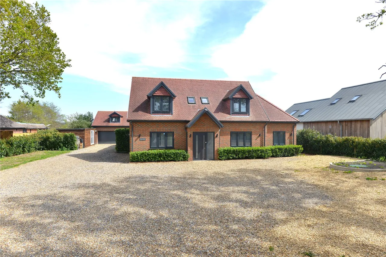 Fryern Court Road, Burgate, Fordingbridge, Hampshire, SP6 1NG, photo 2