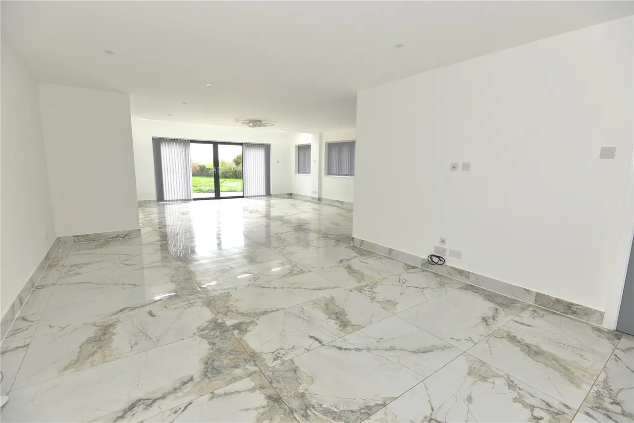 Fryern Court Road, Burgate, Fordingbridge, Hampshire, SP6 1NG, photo 5