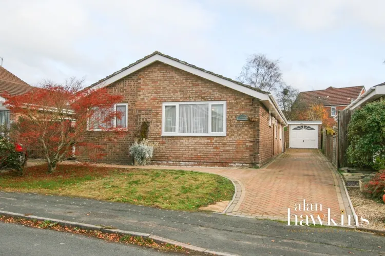 3 bed house to rent, Let, Register your interest, SN4