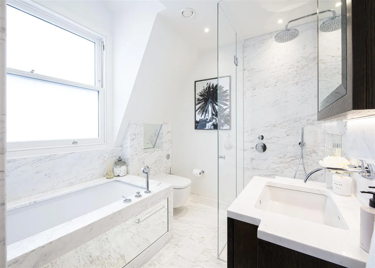Prince Of Wales Terrace, London, W8 5PQ, photo 12