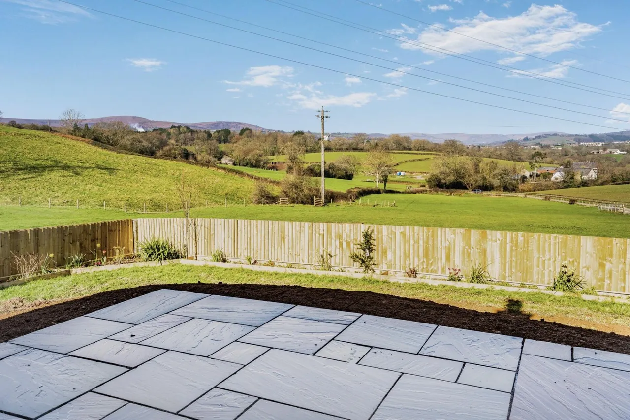 Croesyceiliog, Cwmbran, NP44, photo 20