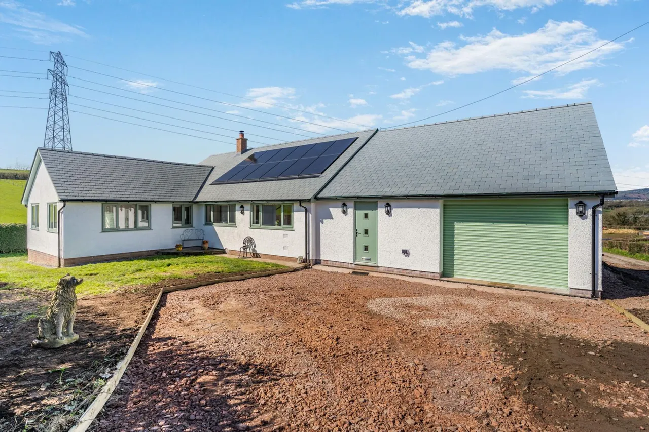 Croesyceiliog, Cwmbran, NP44, photo 24