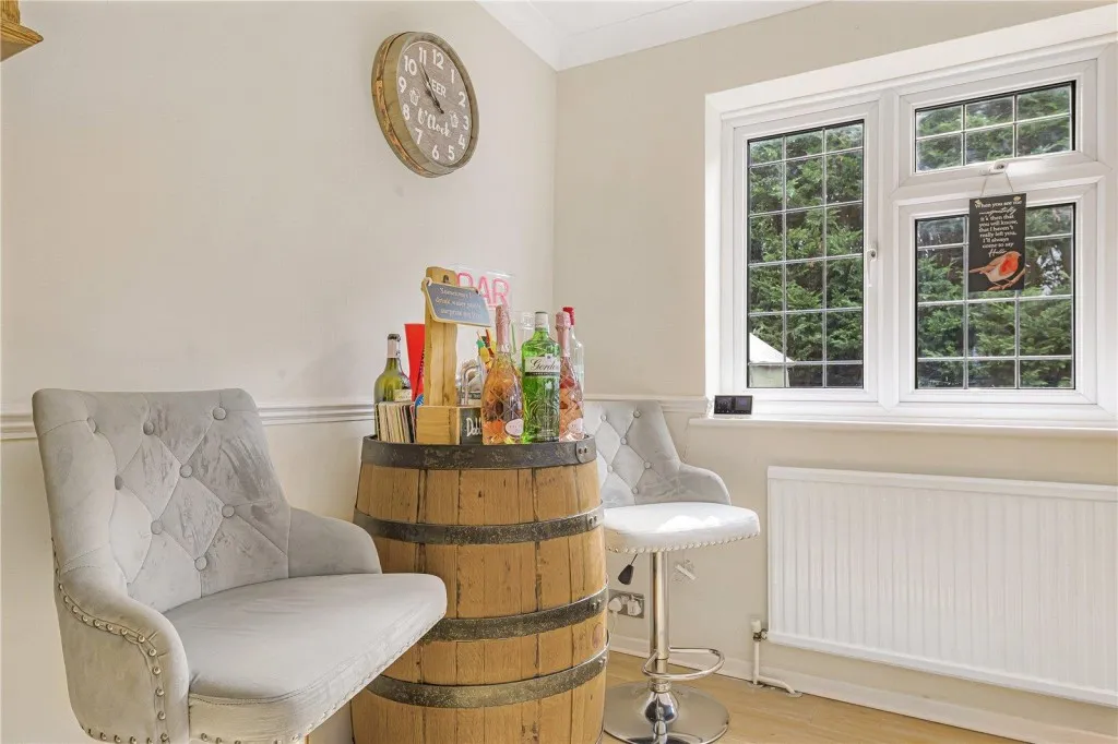 Homesdale Road, Petts Wood, photo 19