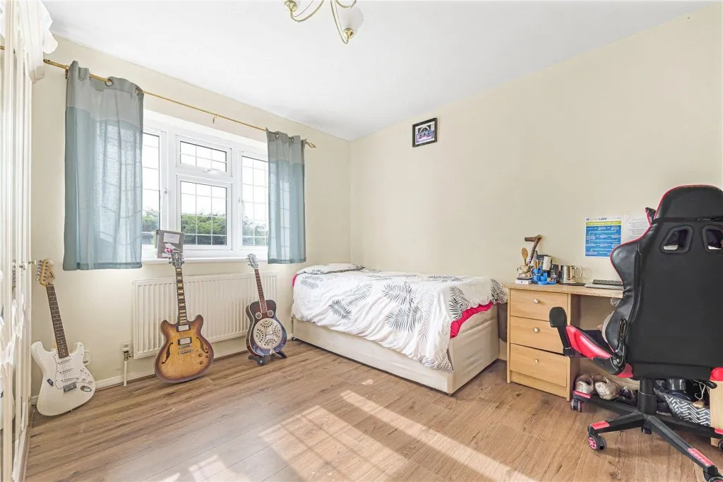 Homesdale Road, Petts Wood, photo 11