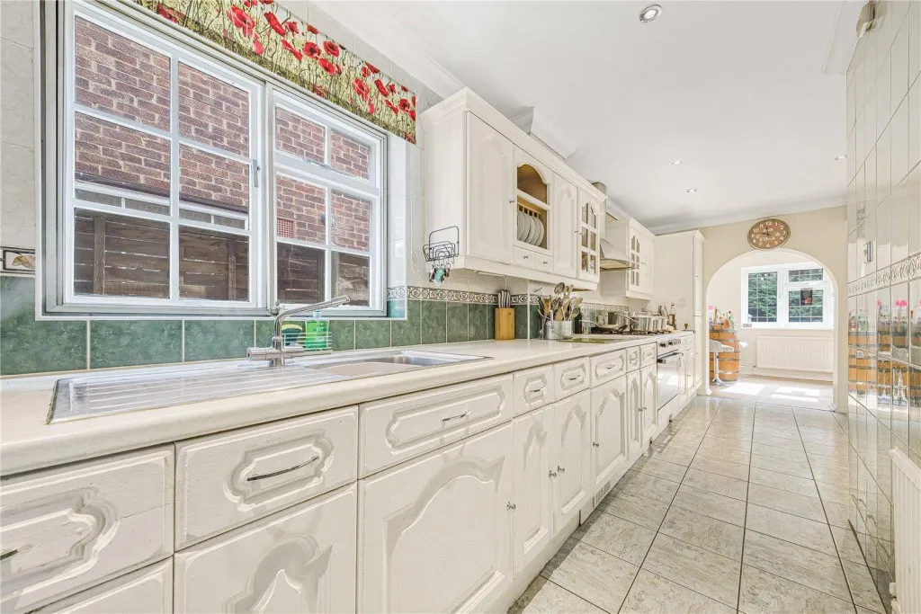 Homesdale Road, Petts Wood, photo 17