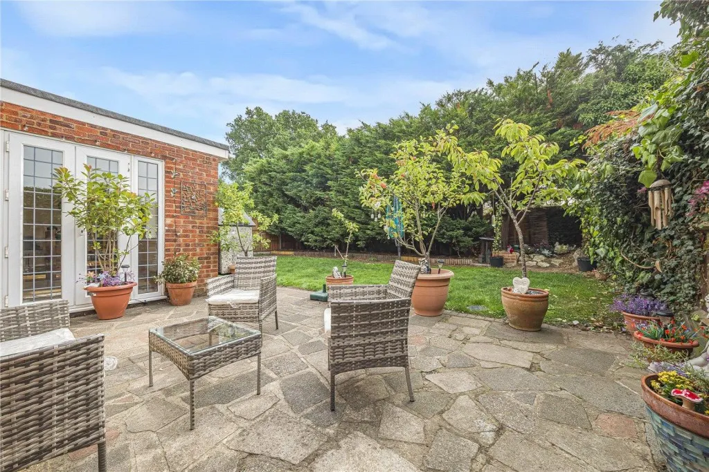 Homesdale Road, Petts Wood, photo 3